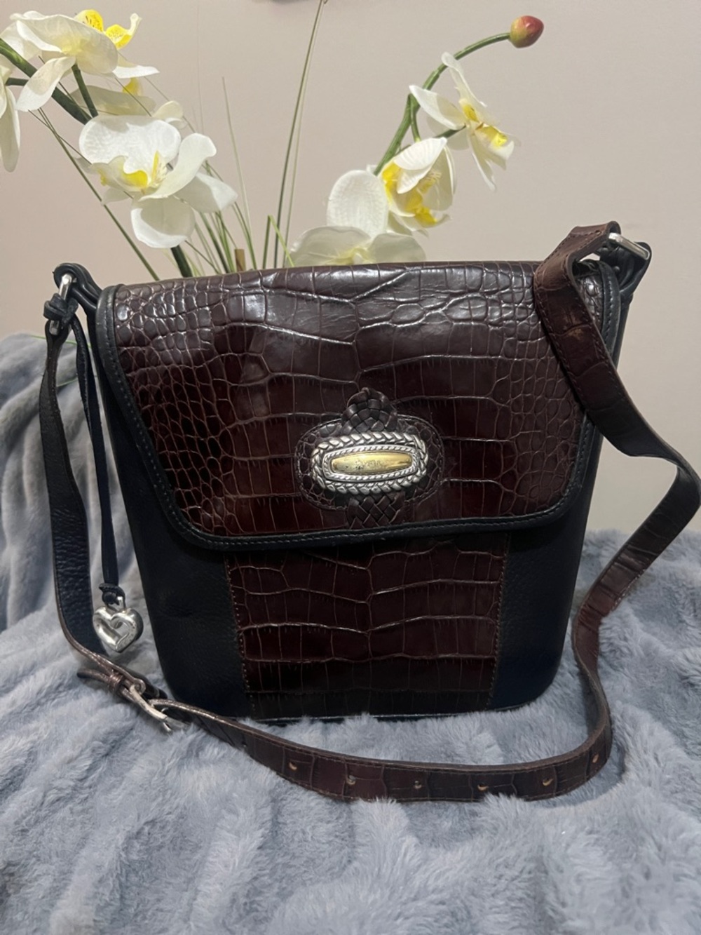 Brighton Vintage Magdaleine Leather Bucket Style Bag GUC retail $225